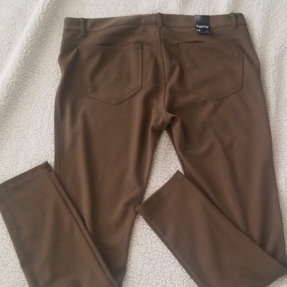 Legging - Picture 2 of 4